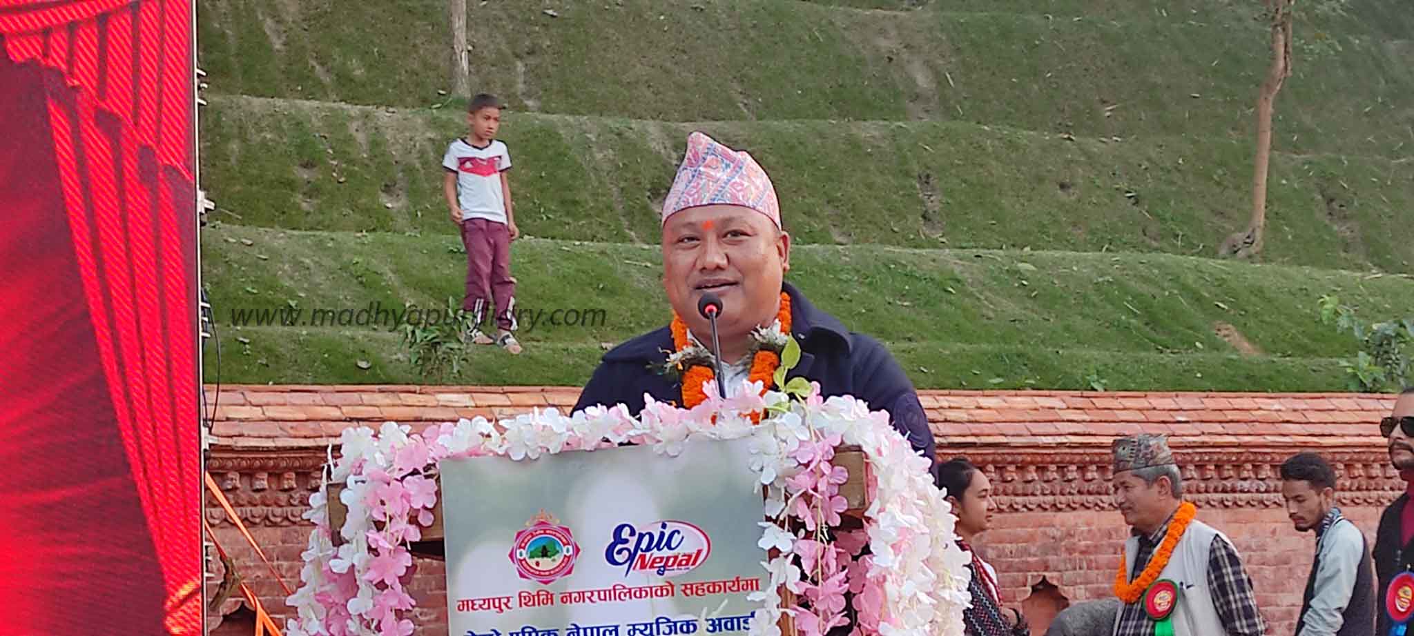 प्रमुख अतिथि मदन सुन्दर श्रेष्ठ
